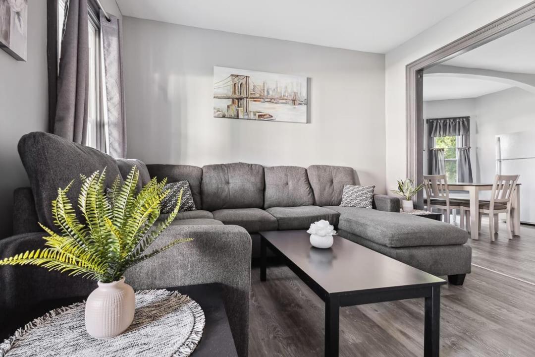 Spacious 6Br 2Ba Minutes For The Falls & Casino Niagara Falls Esterno foto