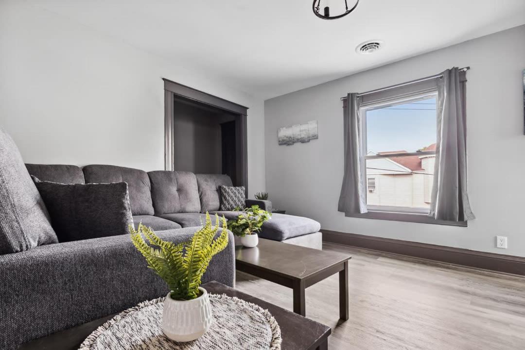 Spacious 6Br 2Ba Minutes For The Falls & Casino Niagara Falls Esterno foto